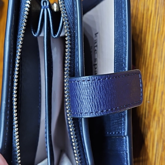 Kate Spade Spencer Paper Boats Medium Wallet NWT - Picture 10 of 10